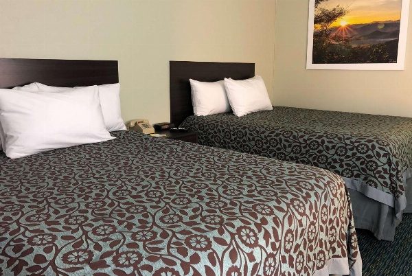 Days Inn by Wyndham South Lake Tahoe image 4